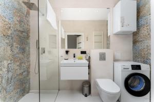 Starowiślna Harmony Apartment by BookingHost