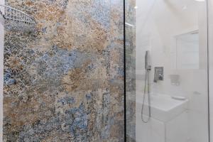 Starowiślna Harmony Apartment by BookingHost