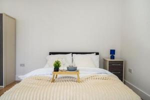 Lovely Spacious Private Studio 89 with parking