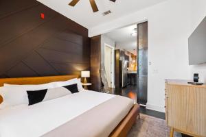 Neon Daes Amazing 1 Bedroom Near Vandy and Broadway