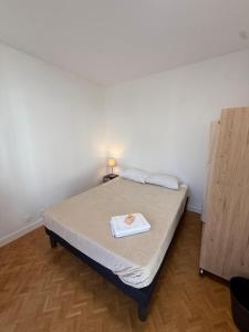 Appartements Suite T5 Rennes Gare - Parking prive gratuit : photos des chambres