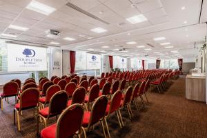 Hotels DoubleTree by Hilton Lyon Eurexpo & Spa : photos des chambres