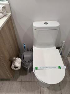 Stylish 2BR Quadro Luxe Stay in Design District