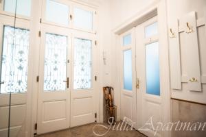 JULIA Apartman - 2 bedrooms, 2 bathrooms, 90 sqm