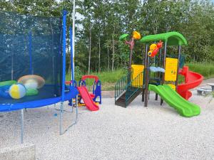 Casa Brisa house in the mountains 15 minutes from the beach