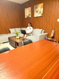 Jenessas Bedsite, Suite 90 sqm, Aircon, 5G Wifi, Netflix