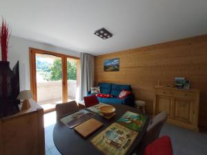 Appartement neuf 2 chambres, parking inclus, proche bus gratuit - FR-1-356-531