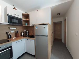 Appartement neuf 2 chambres, parking inclus, proche bus gratuit - FR-1-356-531