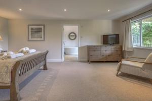 Ben Lawers Rest Cabin - Hot Tub and Loch Tay Vistas