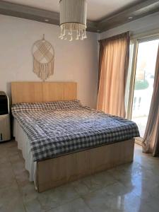 شقه فندقيه بالمنيل الروضه