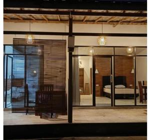 M E N T A R I hostel