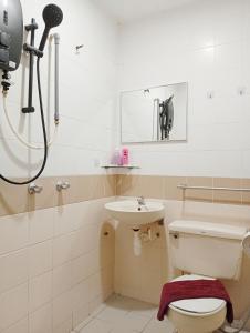 Chinatown Throne Inn