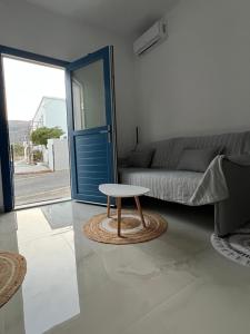 kefos apartments paros