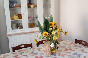 The green sea small house