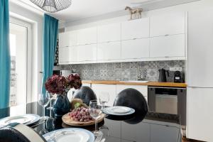 Dubois Kolobrzeg by Solarento