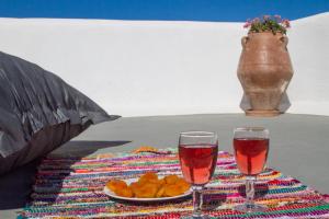 Skyline Villa Santorini Greece