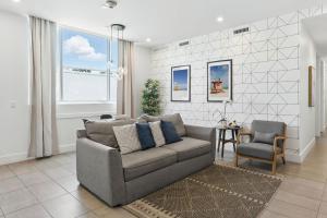 South Beach Stylish 2BR Retreat