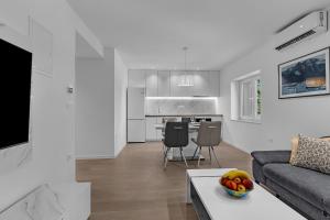 Modern City Center Apartment Max