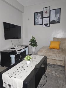 One Bedroom Apartment by Birnes Haven