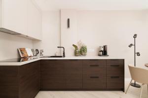 EASY RENT- Wieniawska 112 Free Parking, Centrum