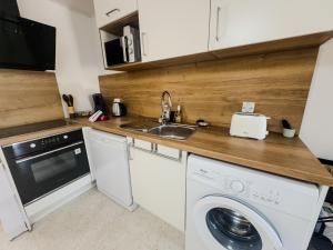 Appartements Le Petit Meze-T2 avec Terasse : photos des chambres