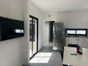 Tu escapada ideal en Mar de Ansenuza - Patio y piscina privada