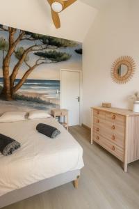 Maisons de vacances Villa Clemarine - Piscine & Jacuzzi : photos des chambres