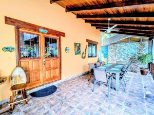 Intimate Earthy Vibe - Bedroom in a Tropical Paradise