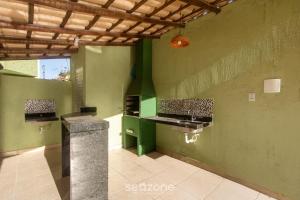 Apto em cond. c piscina a 850m da Praia - SRR0007