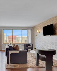 Boutique DCA Unit-Sleeps 7-Free Parking-Great Spot