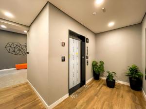 Prisma Pinheiros – Metrô e HC a poucos passos