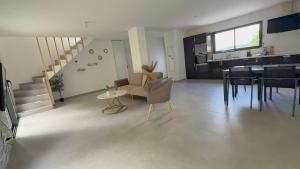 Villas Maison proche lac Annecy et Geneve : photos des chambres