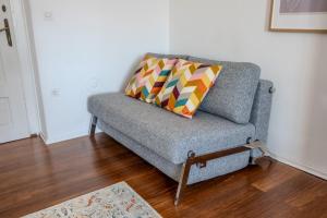 Central Castle View Apartment