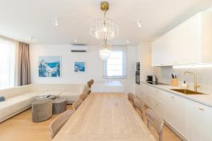 Urban Art Retreat by Belmont Realty