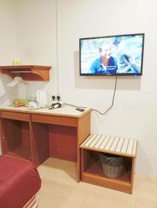 Chinatown Throne Inn