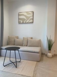 studio indépendant plain pied jardin & piscine