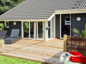 8 person holiday home in Hemmet-By Traum