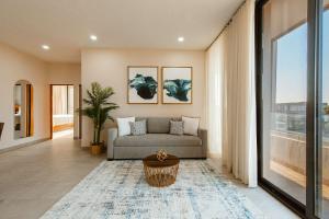 Torre San Angel Infinity Pool Arch Sunset Views