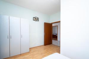 Apartments by the sea Bibinje, Zadar - 5865