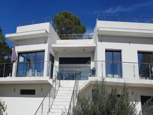 Villas Villa in Lorgues with Private Pool : photos des chambres