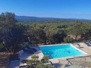 Villa in Lorgues with Private Pool