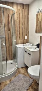 1 izbový pekný apartmán s neskorým odchodom až do 14 hodiny