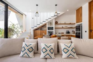 Limited Offer Steps to the beach Rooftop