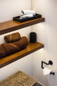 Modern 2BR Villa with Rooftop Steps to Canggu Beach