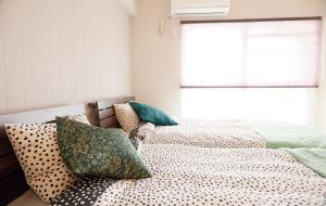 和とモダンデザインの融合 最上階の静かなお部屋 Quiet room on the top floor 駅徒歩1分 1 min walk from station 30 minutes to Ghibli Park