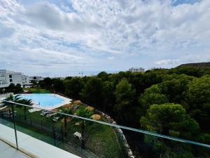 Apartment in Málaga with pool near the sea