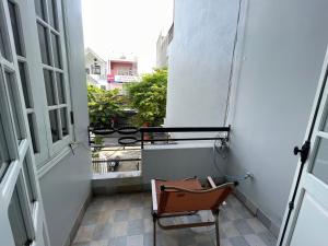 Cozy Dormitory House