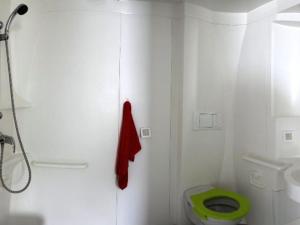 Campings Mobil-home PMR avec Terrasse a Bretignolles-sur-Mer, 4 personnes - API-1-52-327 : photos des chambres