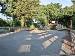 Campings Mobil home confortable avec terrasse pour 5 personnes - API-1-52-456 : photos des chambres
