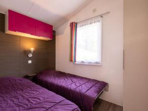 Campings Mobil-home 2 Chambres avec Terrasse - API-1-52-407 : photos des chambres